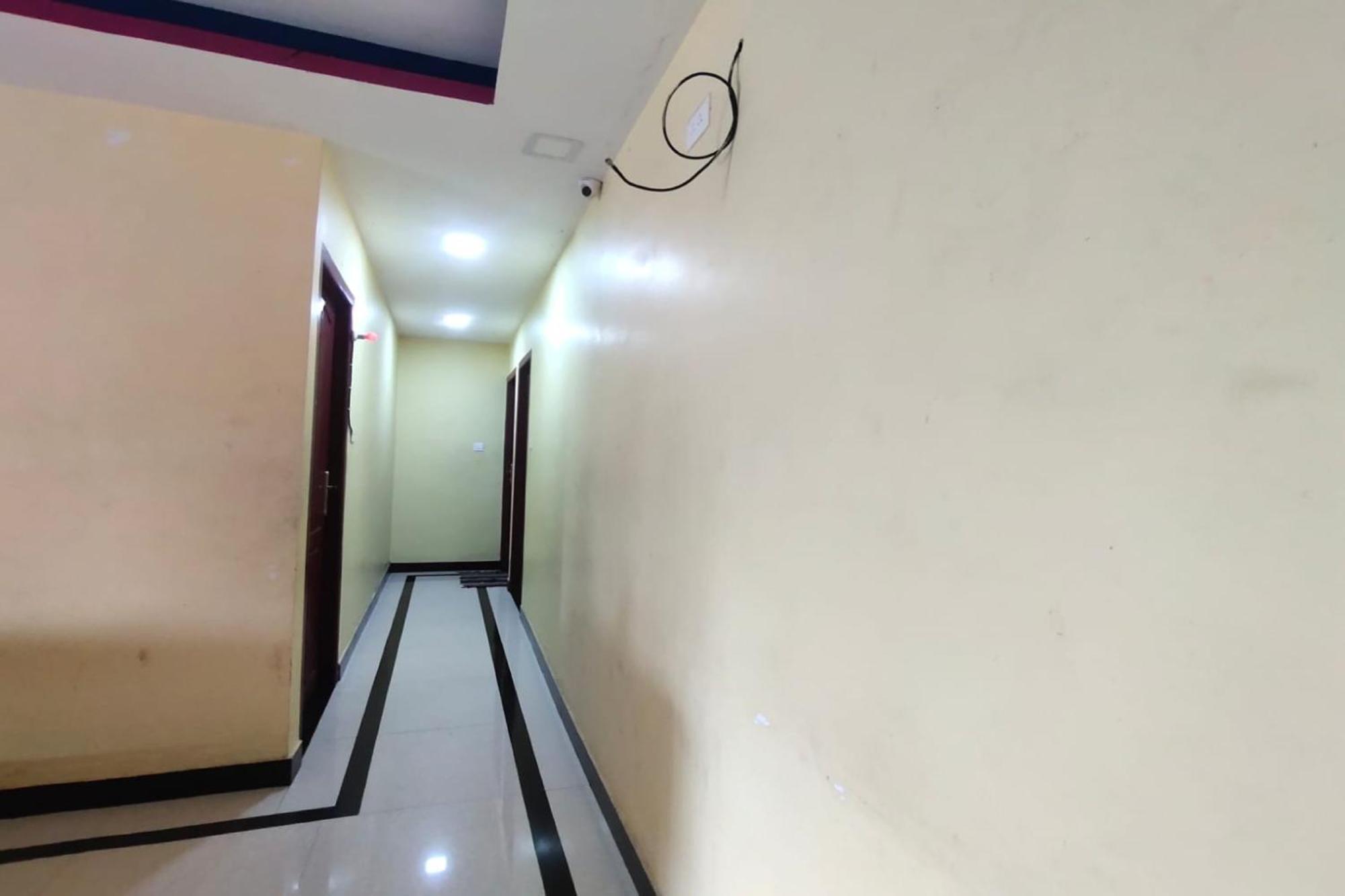 Hotel O Pop Hotel Thiruvananthapuram Ngoại thất bức ảnh